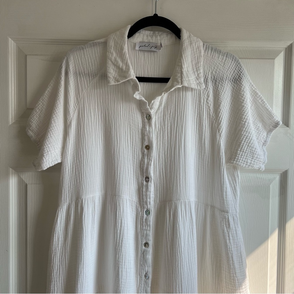 Petal & Pup White Button-Front Maxi Dress - Picture 2 of 11